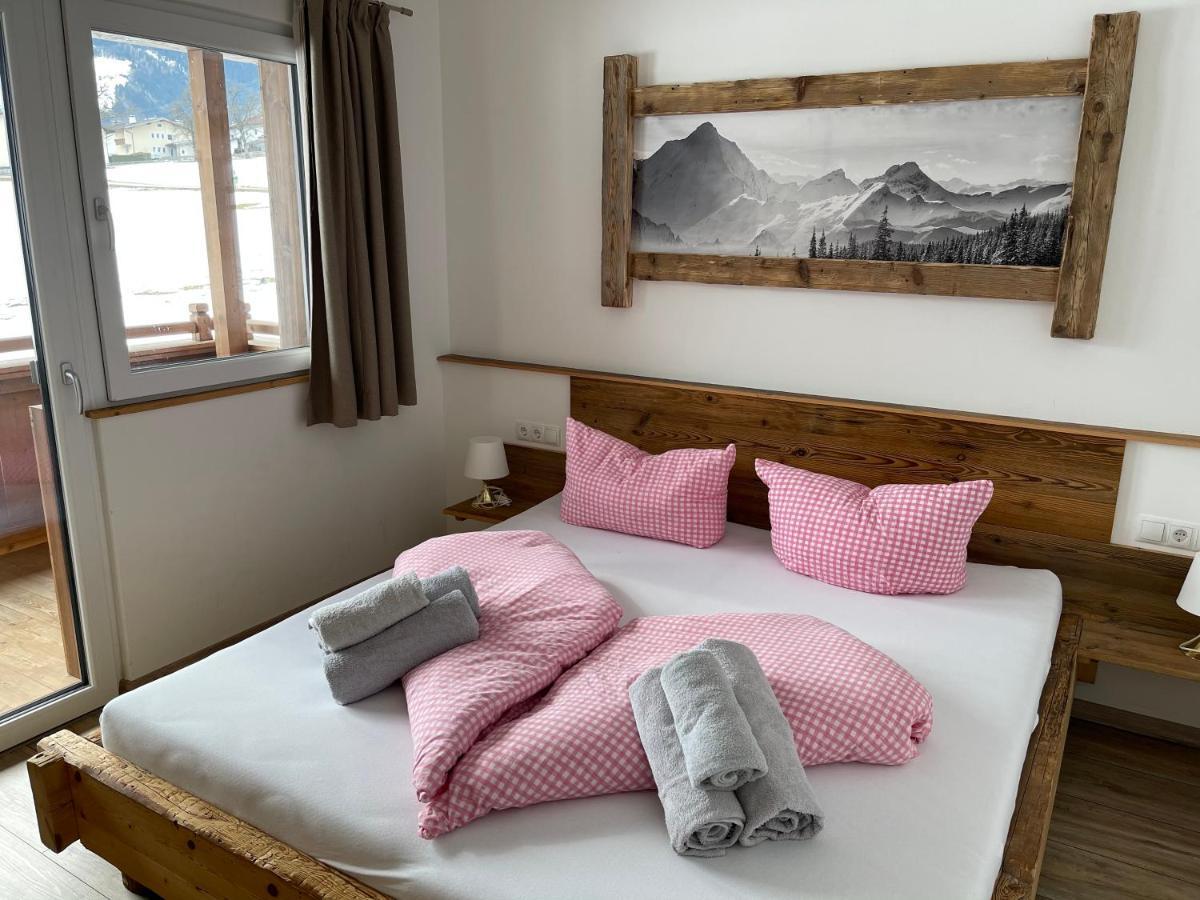 Chalet Fuegen Luaran gambar