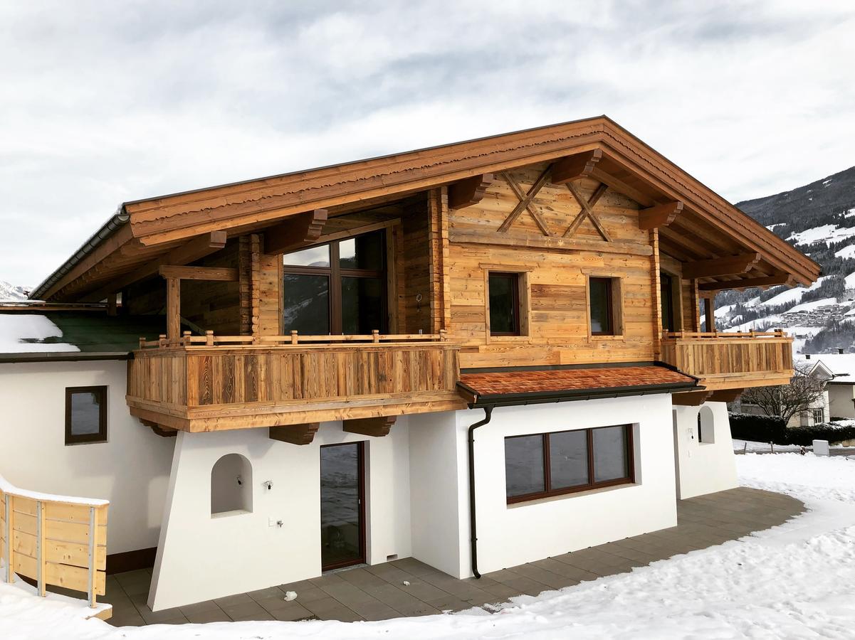 Chalet Fuegen Luaran gambar