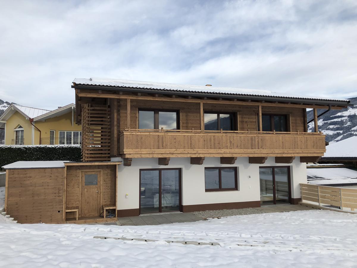 Chalet Fuegen Luaran gambar