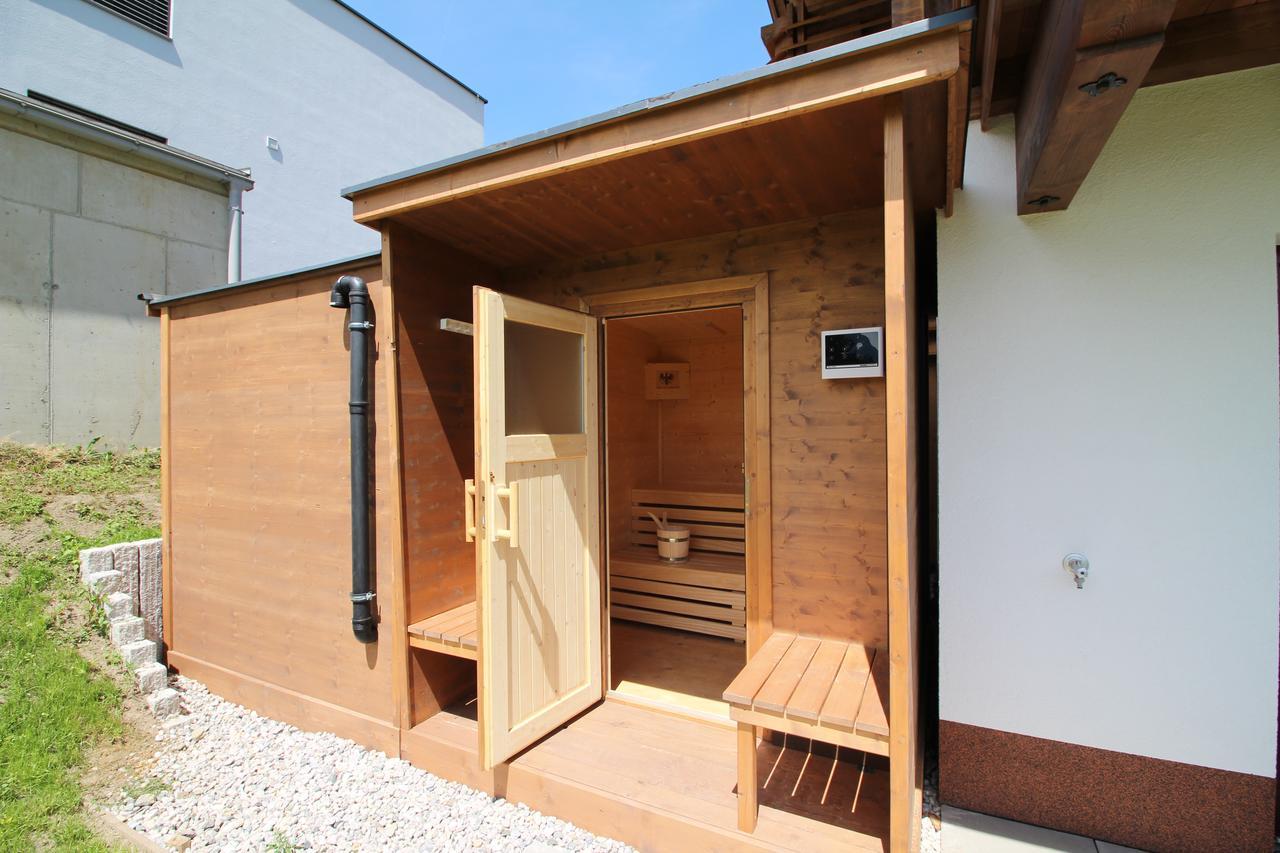 Chalet Fuegen Luaran gambar